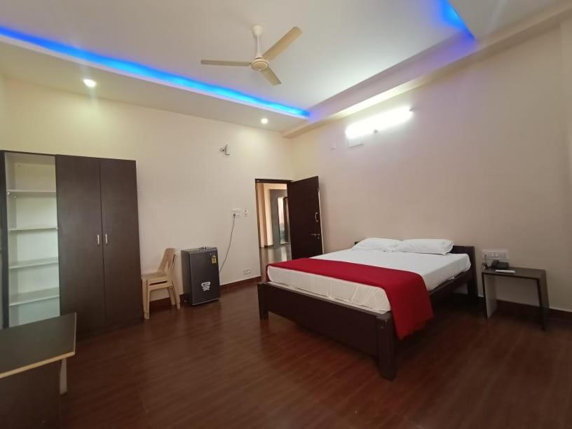 Ss Lodge Devanahalli Kültér fotó
